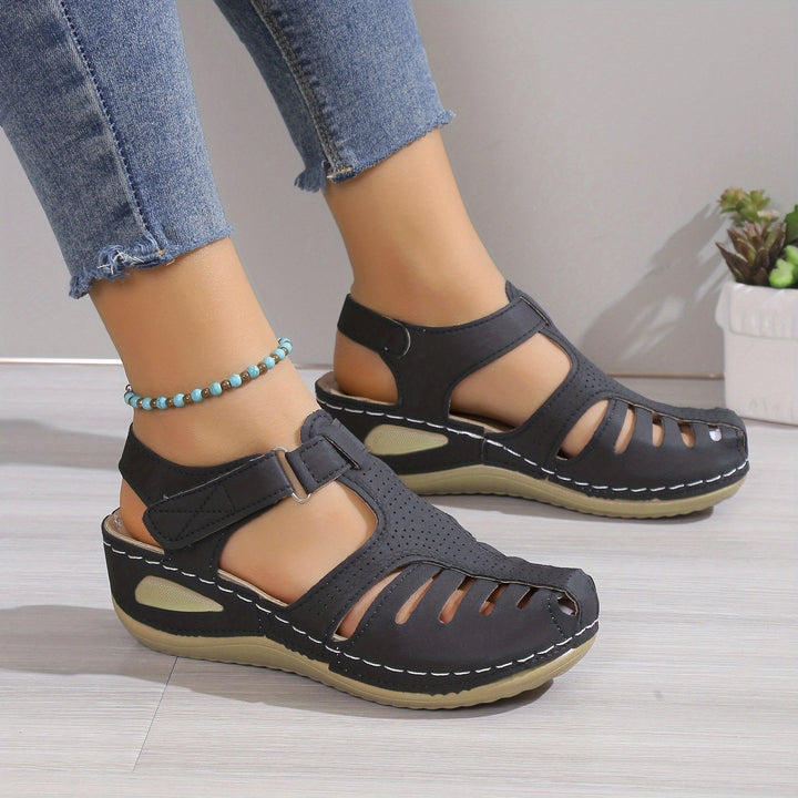 Wendy | Gently Lifted Comfort Sandals