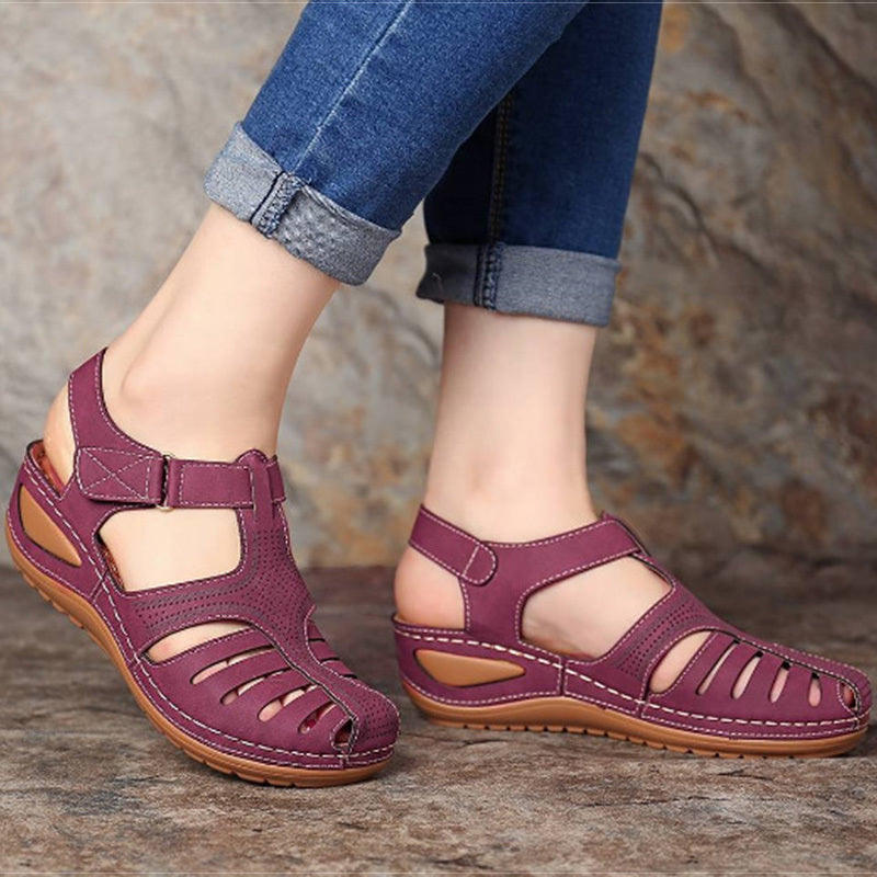 Wendy | Gently Lifted Comfort Sandals