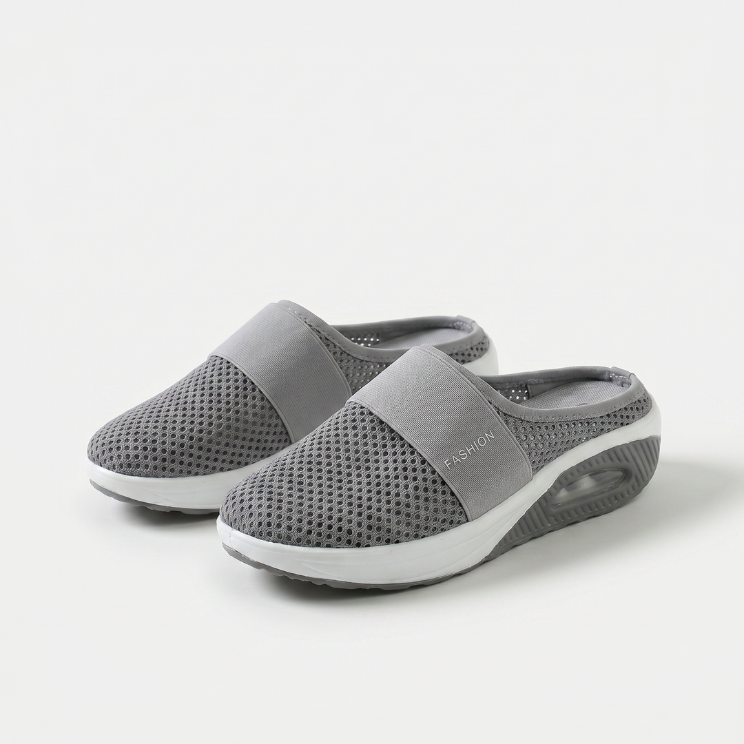 Peta | Cushioned Wedge Mules