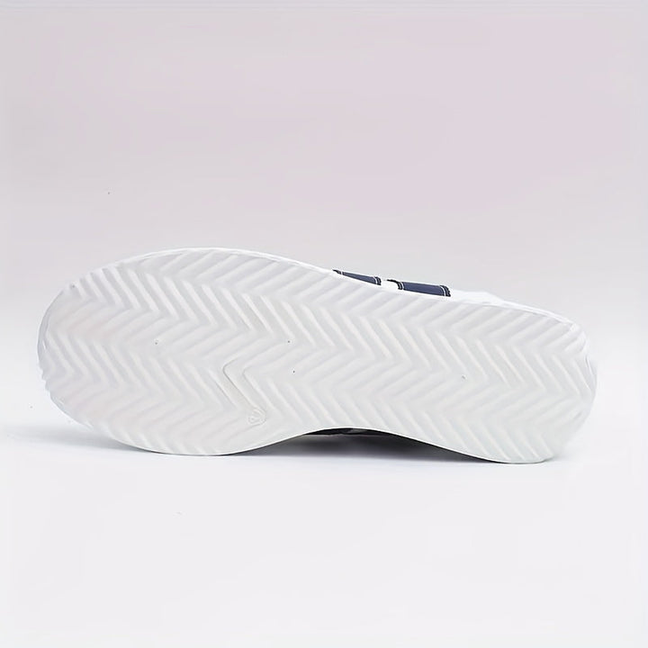 Meg | Lightweight Lace-Up Sneakers