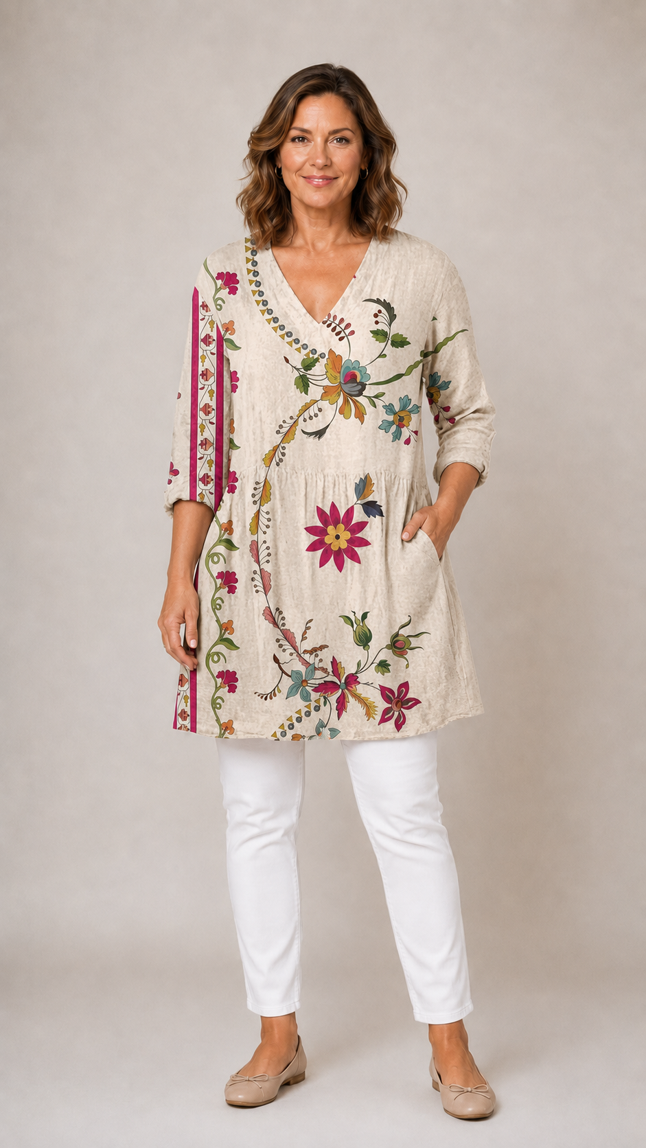 Anouk | Long V-Neck Blouse