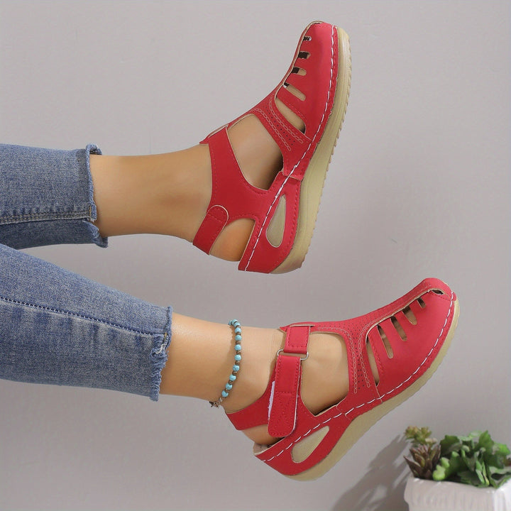 Wendy | Gently Lifted Comfort Sandals