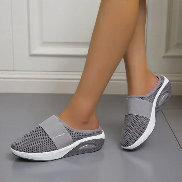 Peta | Cushioned Wedge Mules