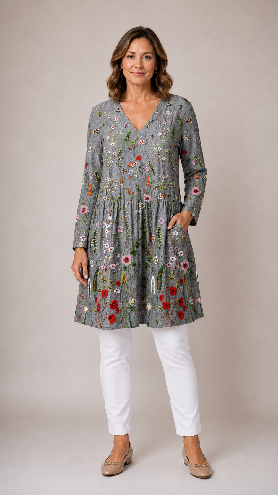 Emmanuelle | Long V-Neck Blouse