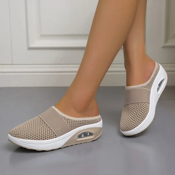 Peta | Cushioned Wedge Mules